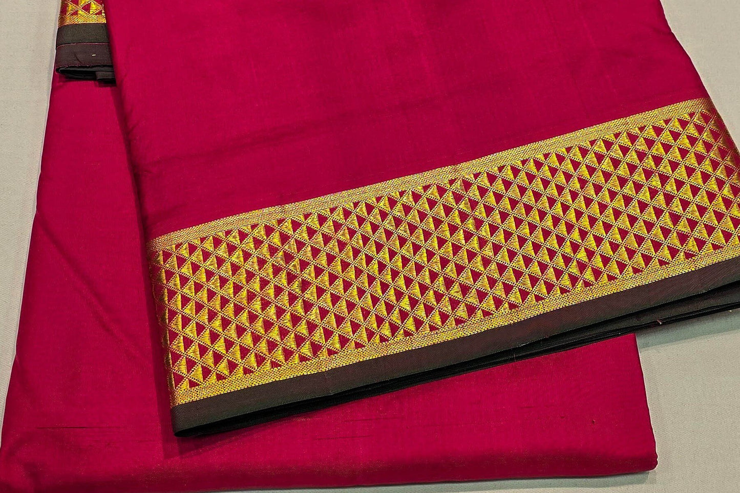 Nine yards silk saree SS5145