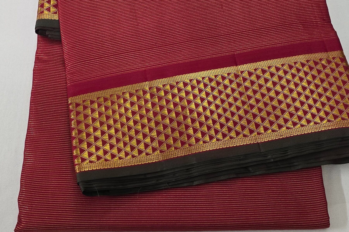 Nine yards silk saree SS5247