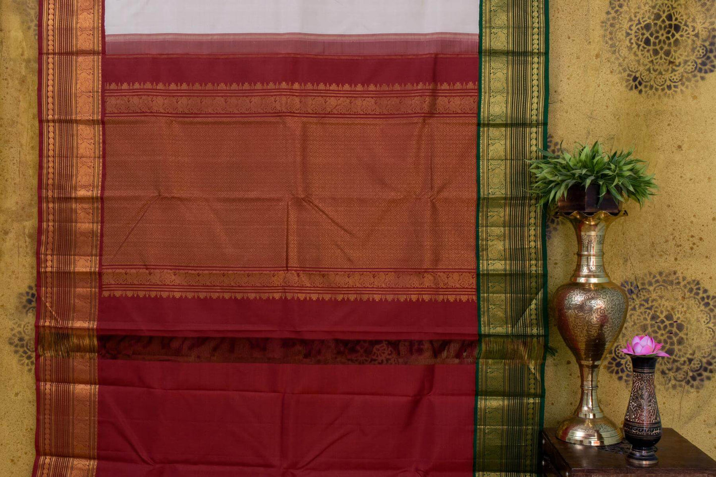 Kanjivaram silk saree SS4547