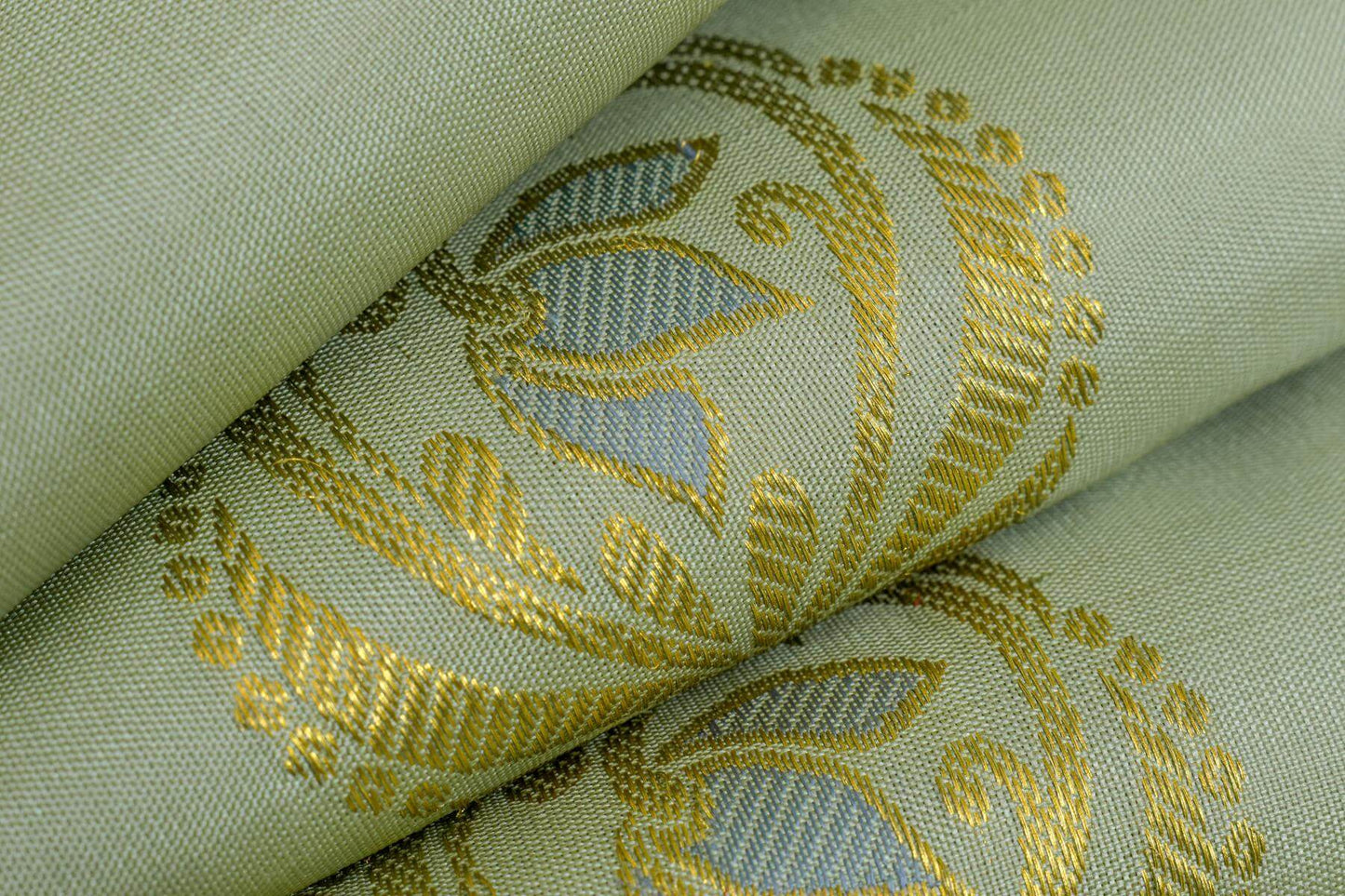 Kanjivaram silk saree SS4537