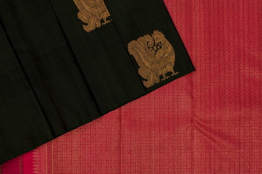 Kanjivaram silk saree SS3621