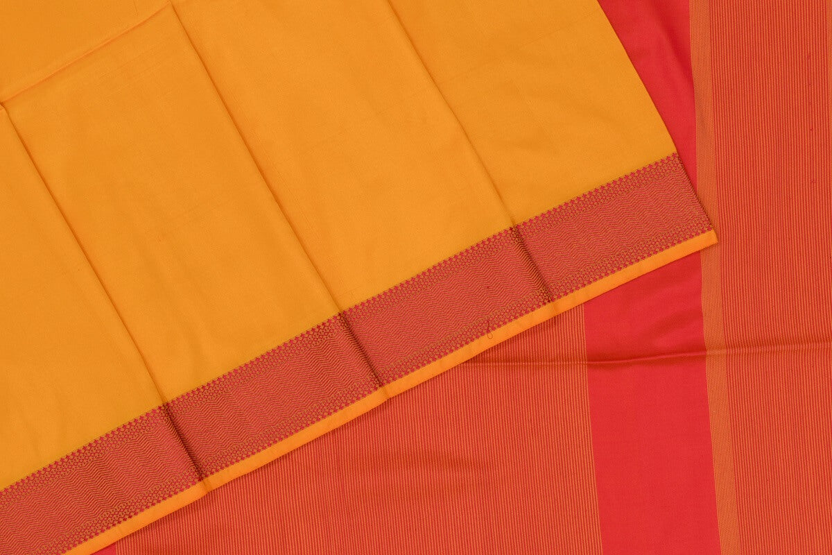 Maheshwari Silk Saree RB027