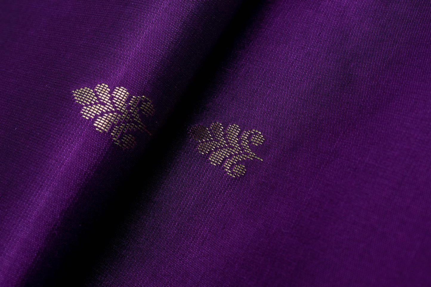 Light Weight Kanjivaram Silk Saree SS4690