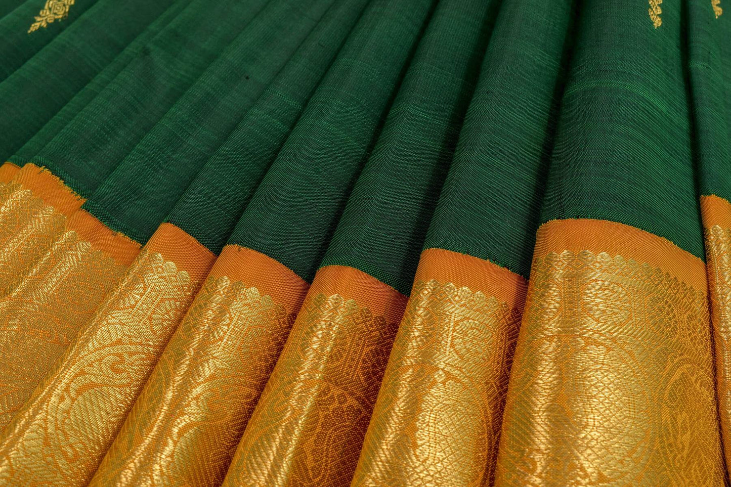 Kanjivaram silk saree SS4148