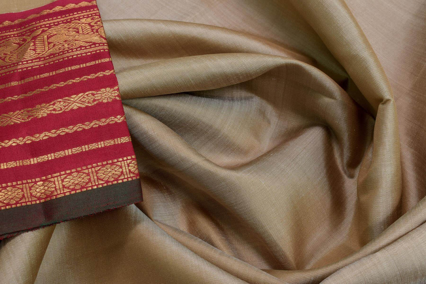 Kanjivaram silk saree SS4152