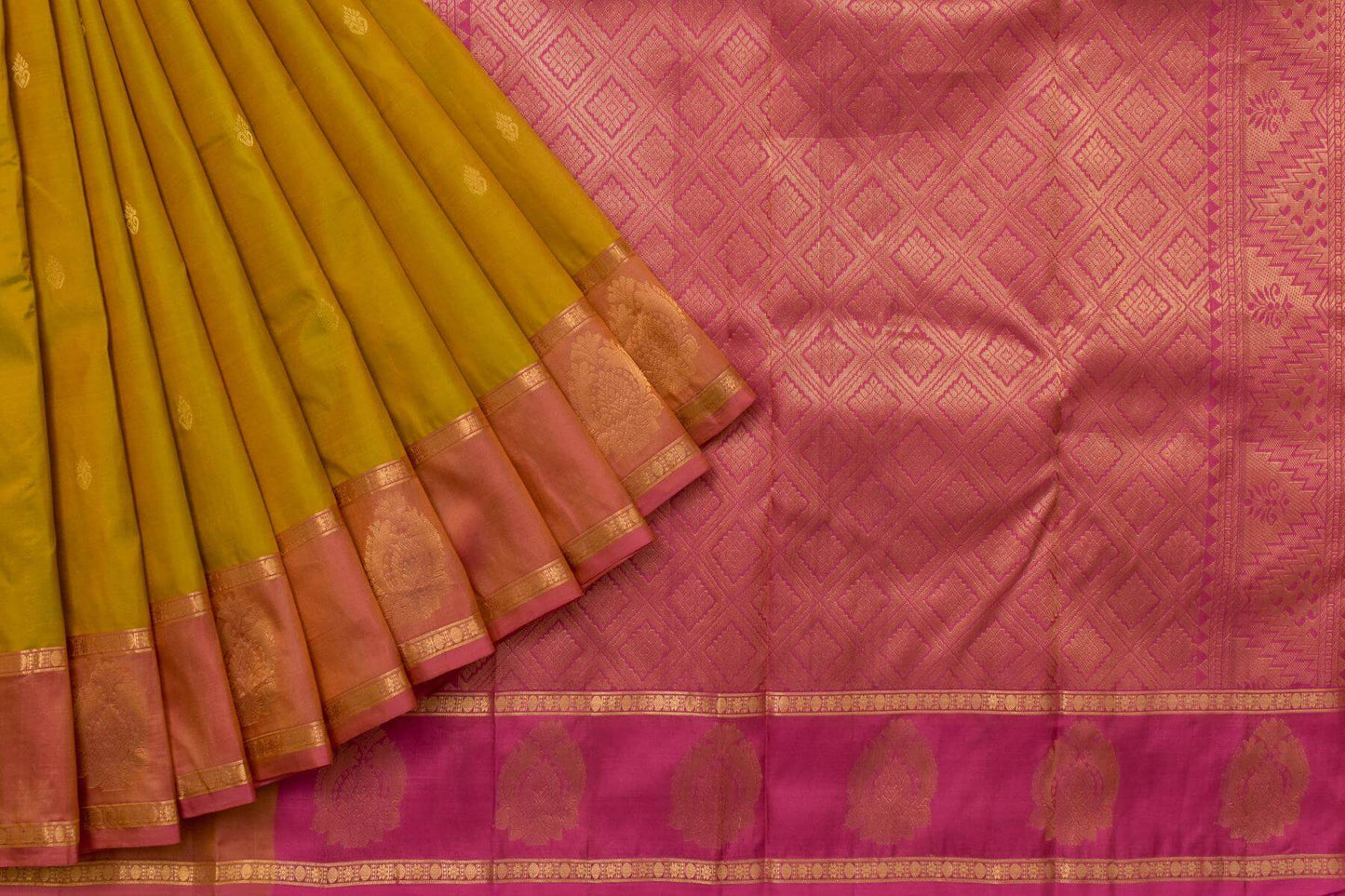 Light Weight Kanjivaram Silk Saree AC1397