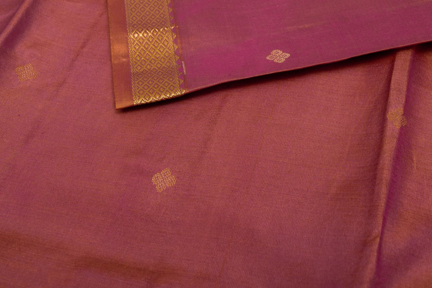 Light Weight Kanjivaram Silk Saree AC1384