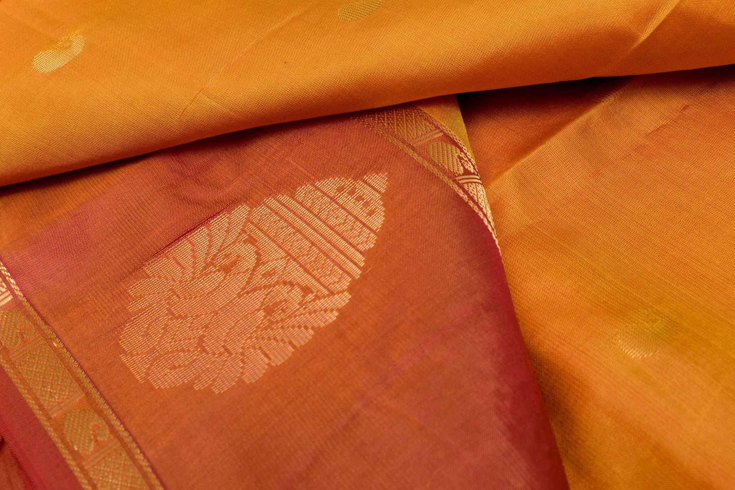 Light Weight Kanjivaram Silk Saree AC1389