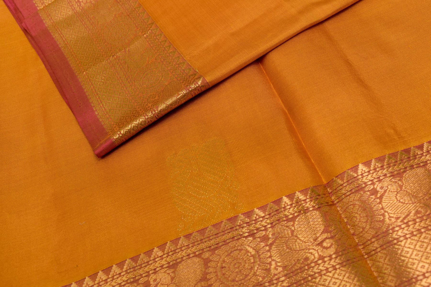 Light Weight Kanjivaram Silk Saree AC1399