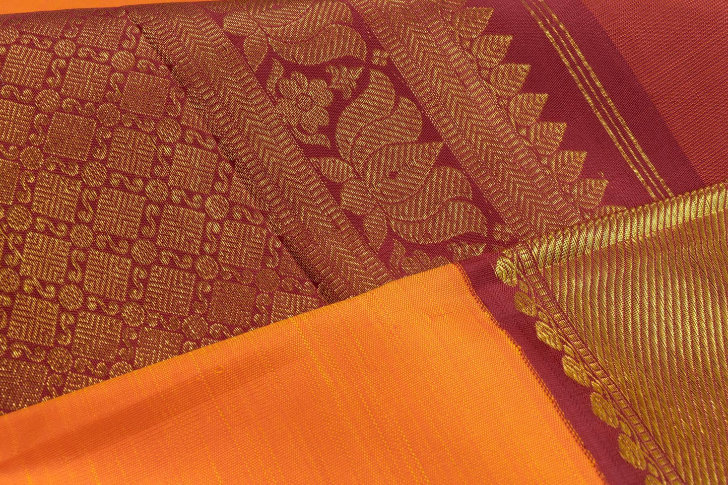 Kanjivaram silk saree SS4239