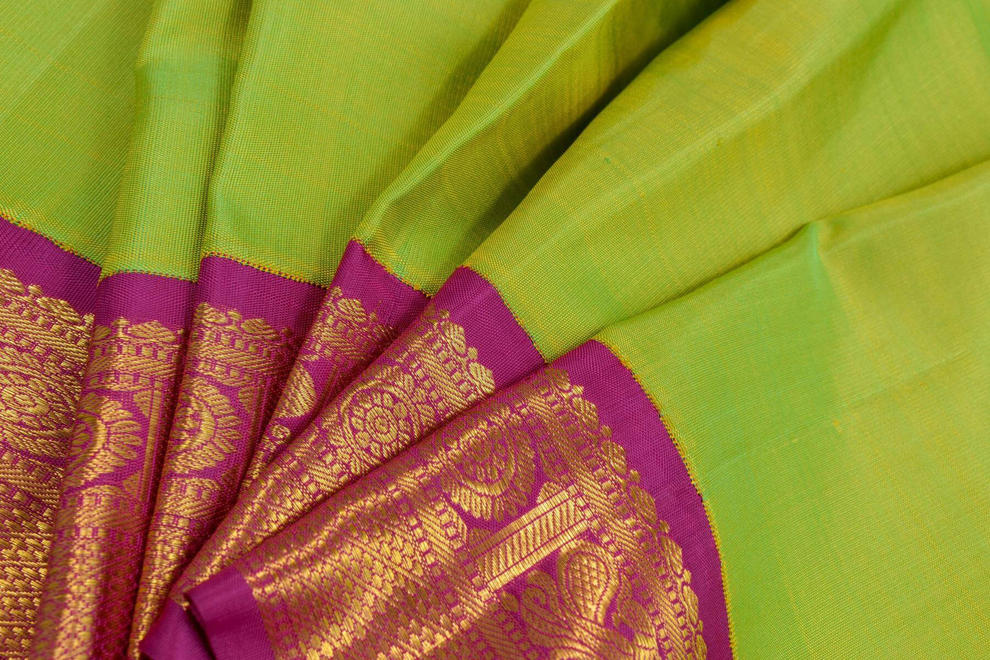 Kanjivaram silk saree SS4253