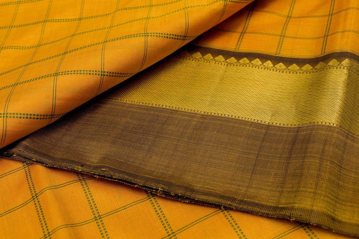 Kanjivaram Silk Saree SS4926