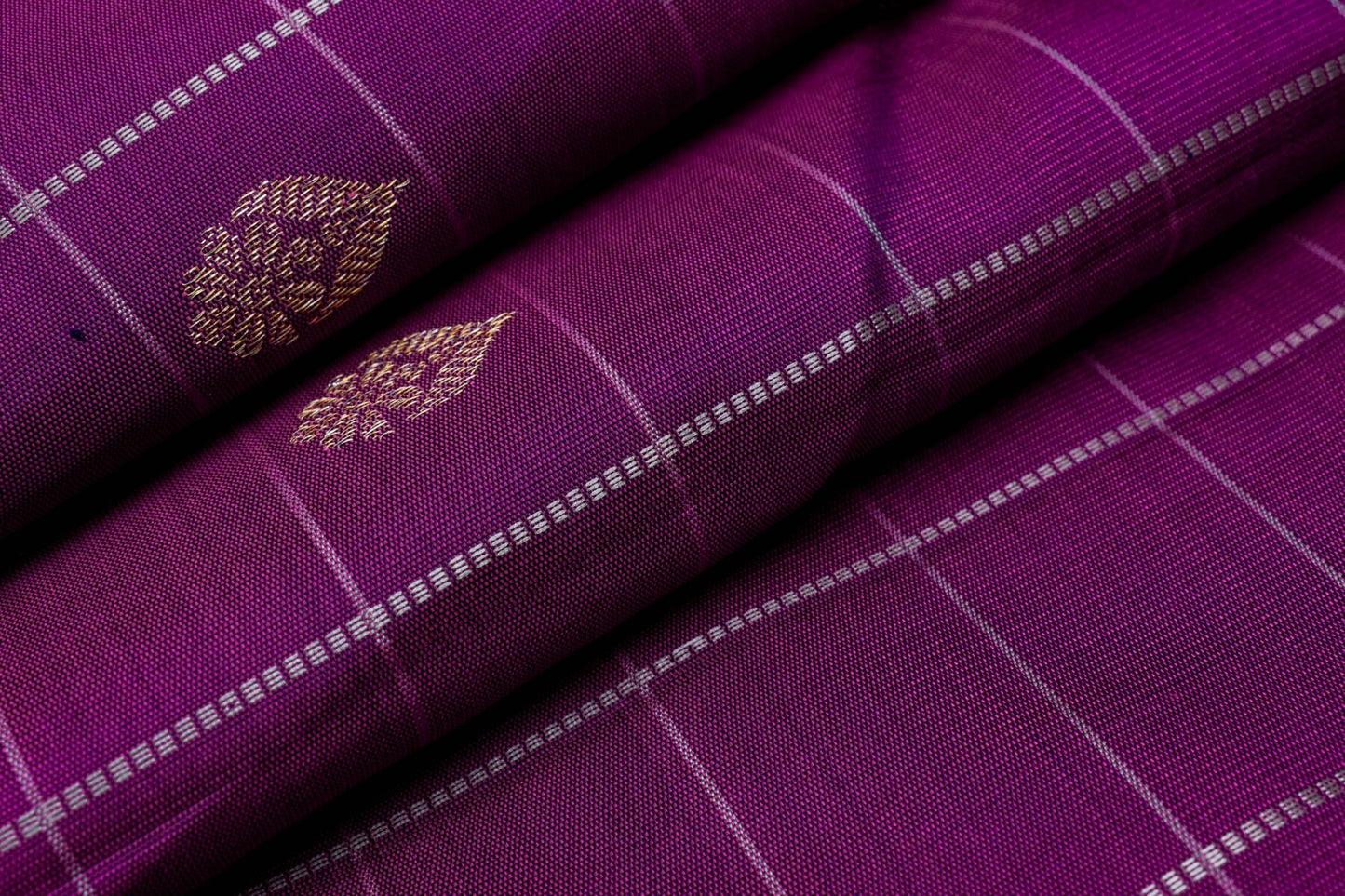 Kanjivaram Silk Saree SS4975