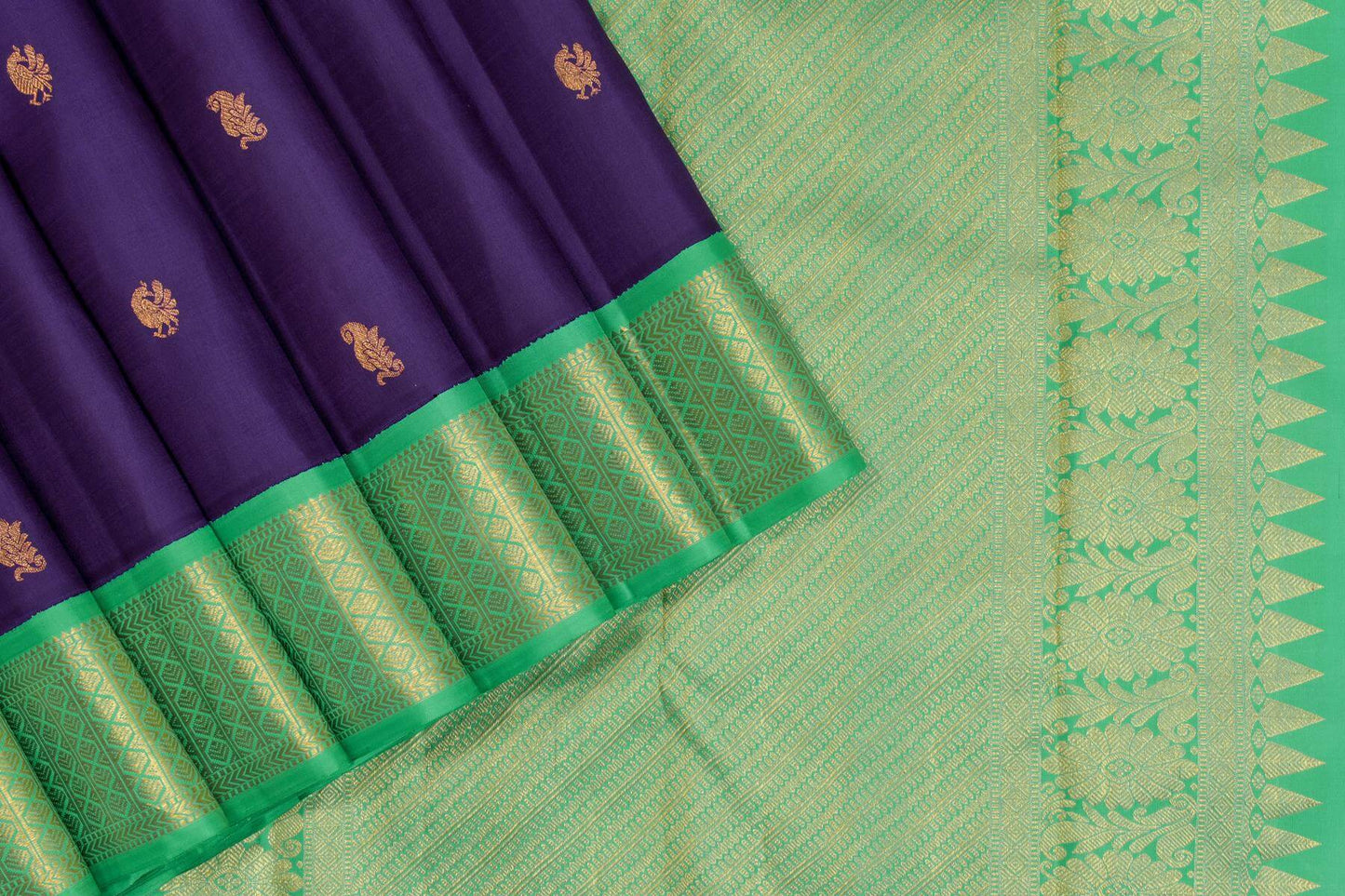 Kanjivaram silk saree SS4329