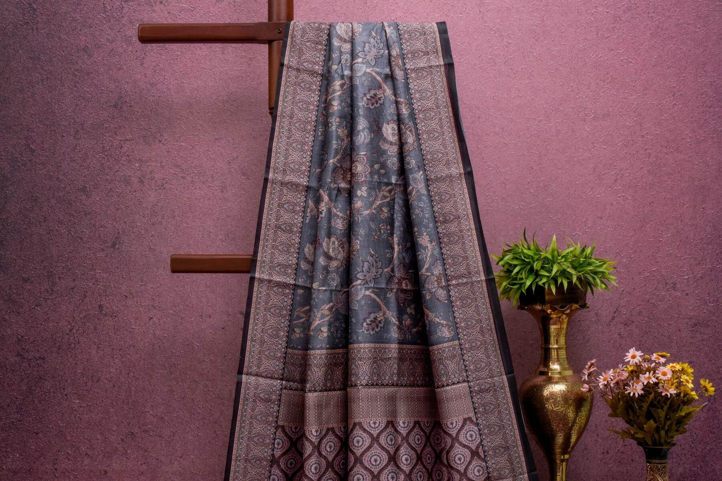 Semi Tussar Silk Saree SS5174