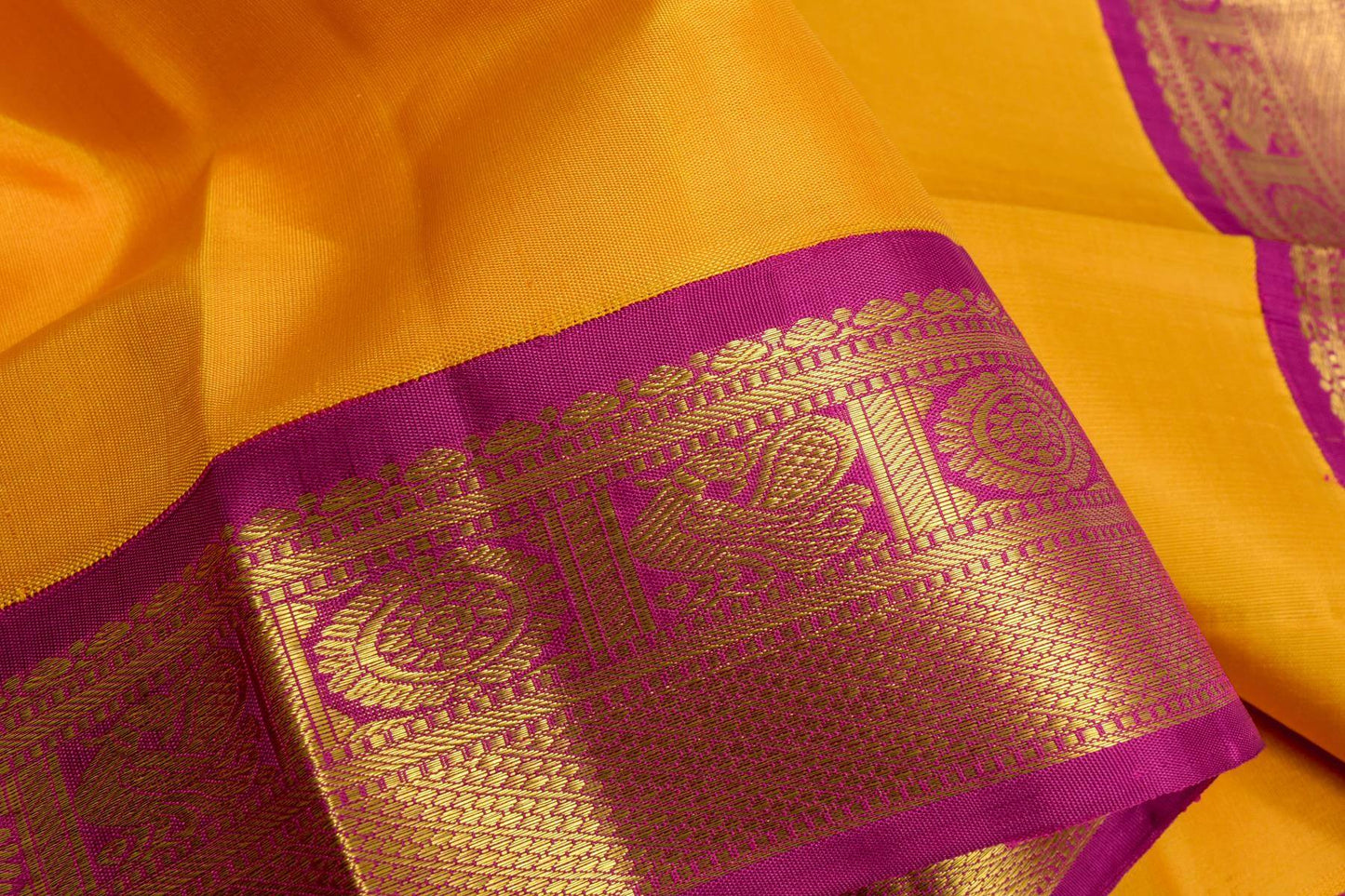 Kanjivaram silk saree SS4369