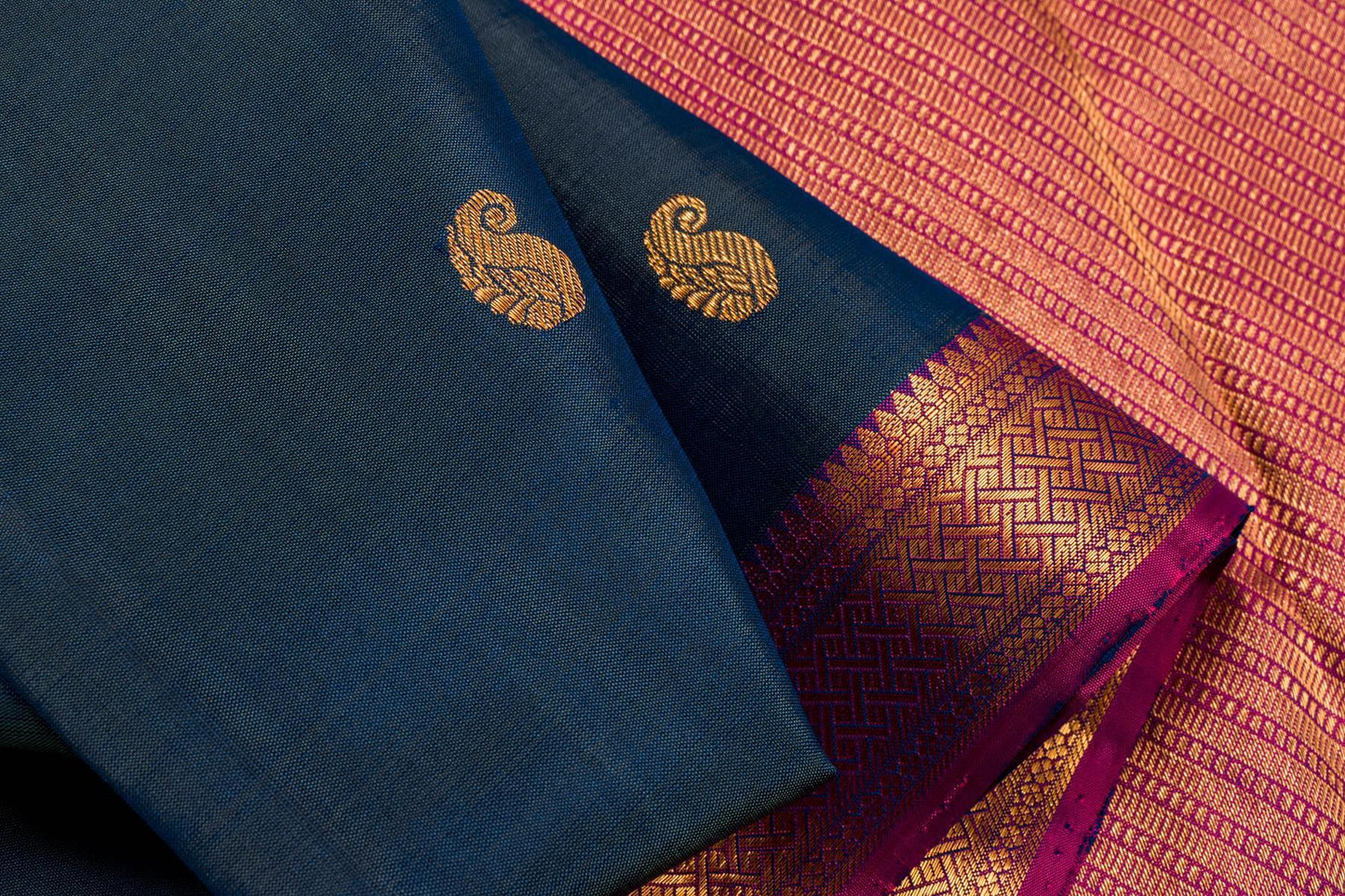 Kanjivaram silk saree SS4382