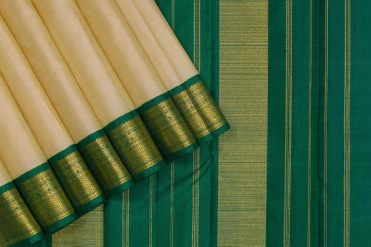 Kanjivaram silk saree SS4385