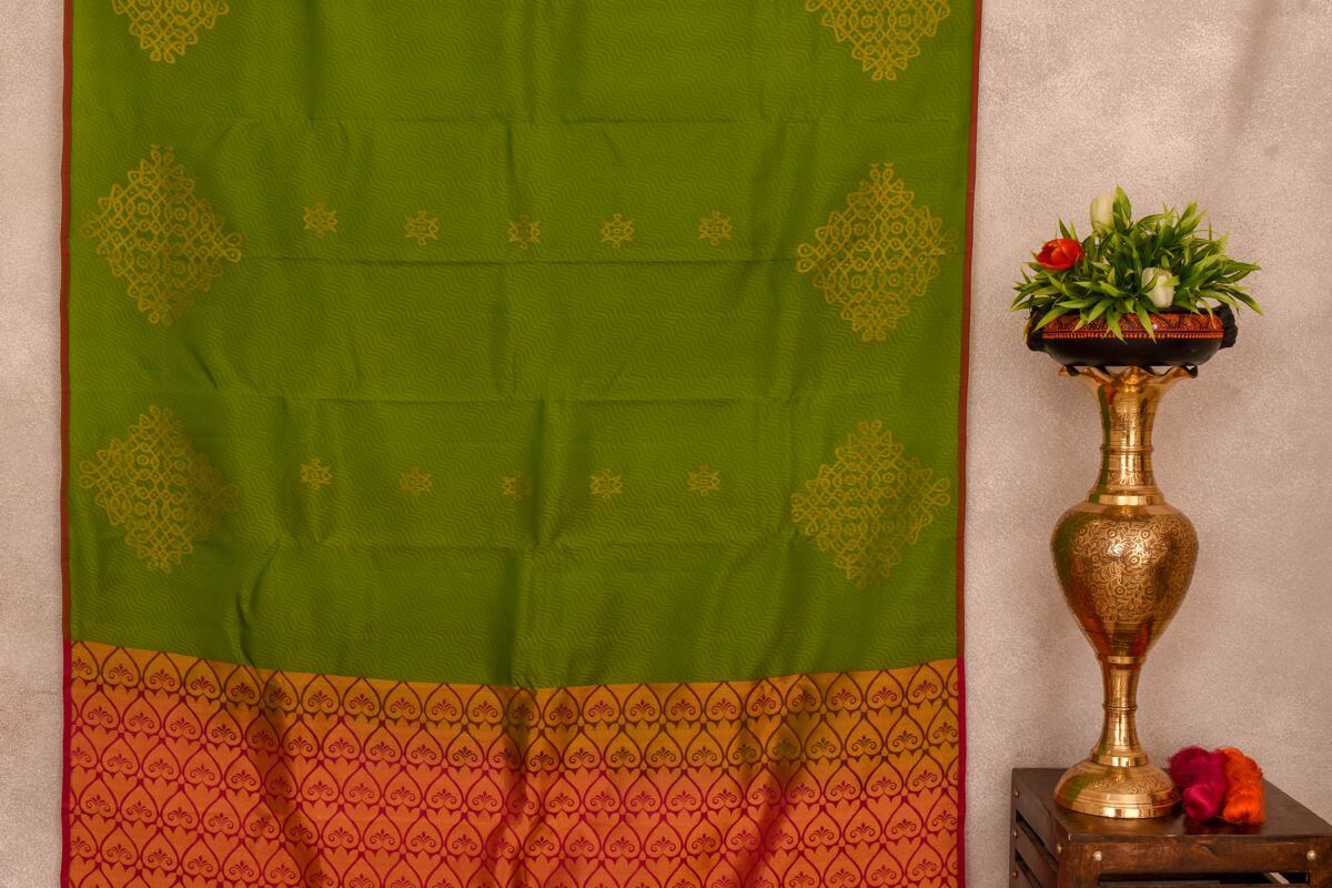 Soft silk saree AC600